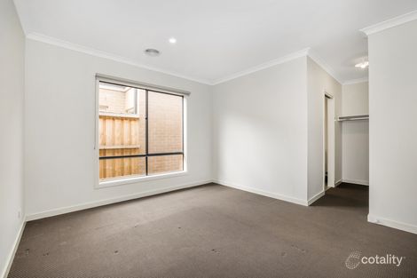 Property photo of 31 Powlett Drive Clyde VIC 3978
