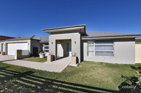 Property photo of 2 Newgain Crescent Carramar WA 6031