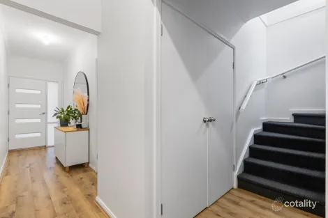 Property photo of 18 Broadwater Place Blakeview SA 5114