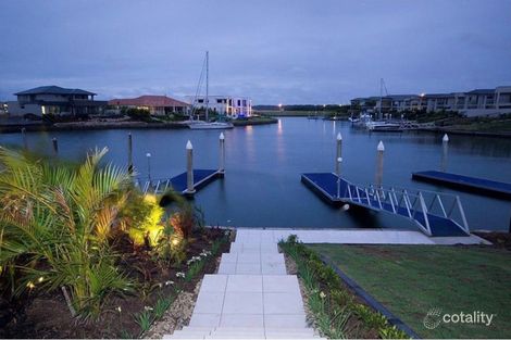 Property photo of 2227 Glengallon Way Hope Island QLD 4212