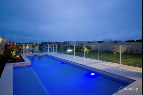 Property photo of 2227 Glengallon Way Hope Island QLD 4212