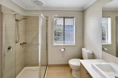 Property photo of 14 Sanderling Avenue Armstrong Creek VIC 3217