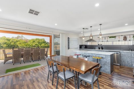 Property photo of 18 Sunridge Close Caversham WA 6055