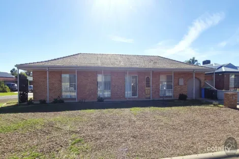Property photo of 2 Wattle Drive Numurkah VIC 3636