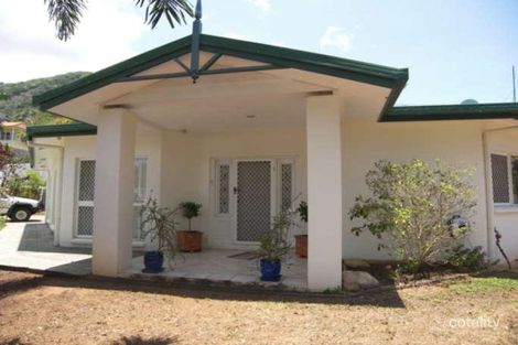 15 Southerden Dr, Mooroobool, QLD 4870