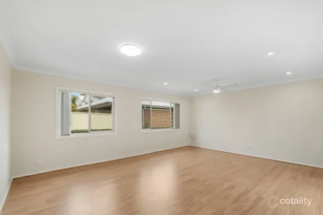 Property photo of 3/118 Avondale Road Avondale NSW 2530