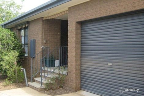 4/8 Page Ct, West Wodonga, VIC 3690