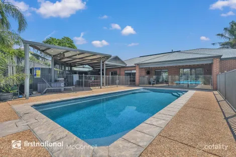 Property photo of 4 Hakea Court Kyabram VIC 3620