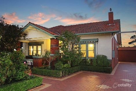 8 Adelaide St, Mckinnon, VIC 3204