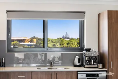 Property photo of 98/6 Walsh Loop Joondalup WA 6027