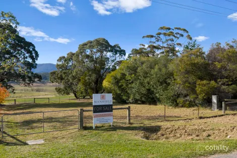 14 Lake Dr, Howqua Inlet, VIC 3723