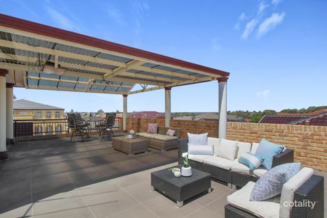 Property photo of 17 Yalumba Place Edensor Park NSW 2176