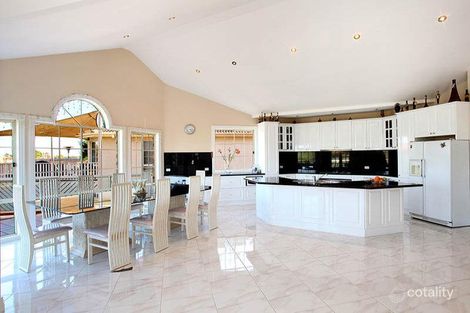 Property photo of 25 Dorset Drive Greenvale VIC 3059