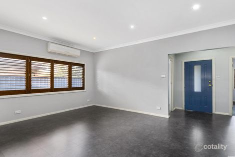 Property photo of 14 Illowra Crescent Primbee NSW 2502