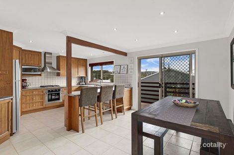 Property photo of 25 George Hely Crescent Killarney Vale NSW 2261