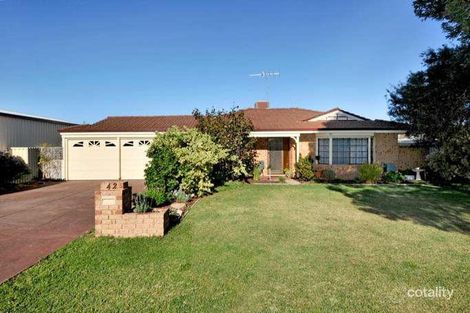 42 Portmarnock Cir, Halls Head, WA 6210