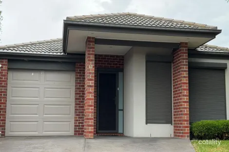 Property photo of 60 Gregson Grove Lyndhurst VIC 3975