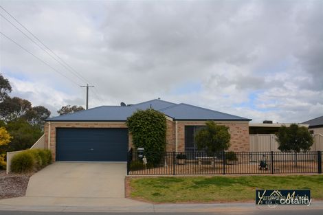 2/45 Zorro Dr, Yarrawonga, VIC 3730