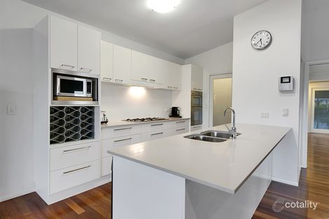 Property photo of 145 Stratton Terrace Manly QLD 4179