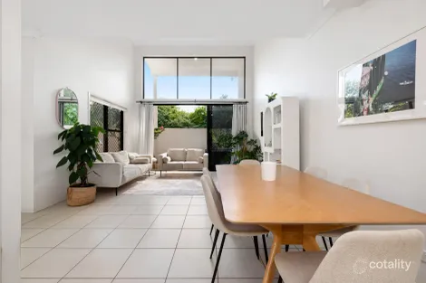 Property photo of 4/35 Jersey Street Morningside QLD 4170