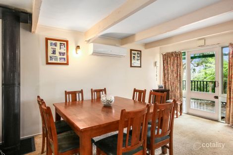 8 Scenic Dr, Launching Place, VIC 3139