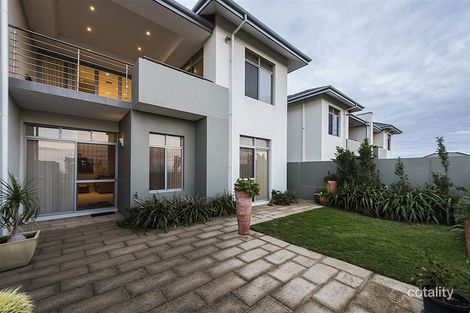 Property photo of 20 Caspian Drive Wannanup WA 6210