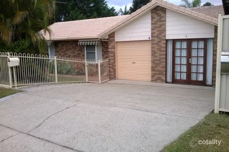 1/4 Annette Ct, Labrador, QLD 4215