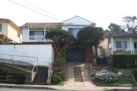 92 Lake Ave, Cringila, NSW 2502