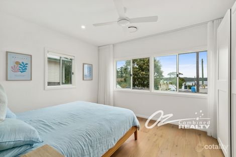 Property photo of 35 Basin View Parade Basin View NSW 2540