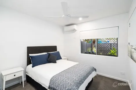 Property photo of 2/10-24 Faculty Close Smithfield QLD 4878