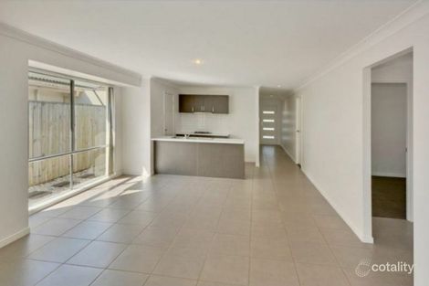 Property photo of 8 Brook Avenue Sippy Downs QLD 4556