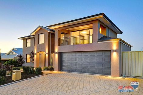Property photo of 15 Strauss Boulevard Tapping WA 6065