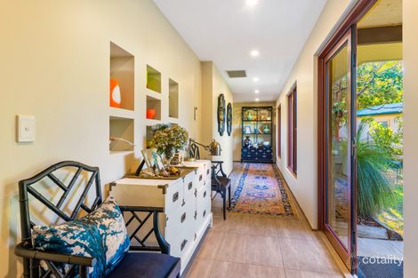 Property photo of 7 Figbird Court Lake Macdonald QLD 4563