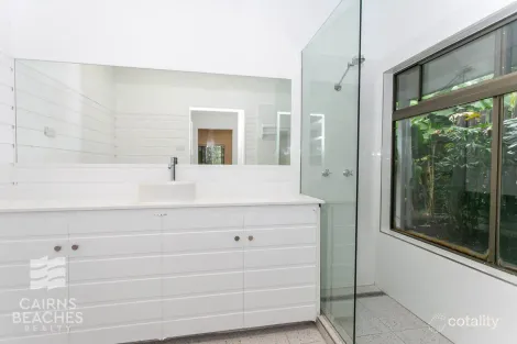 Property photo of 14-16 Ellison Street Clifton Beach QLD 4879