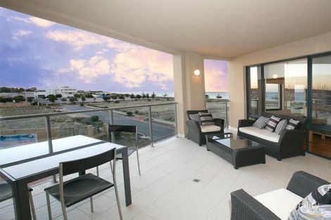 Property photo of 4/42 Spinnaker Quays Mandurah WA 6210