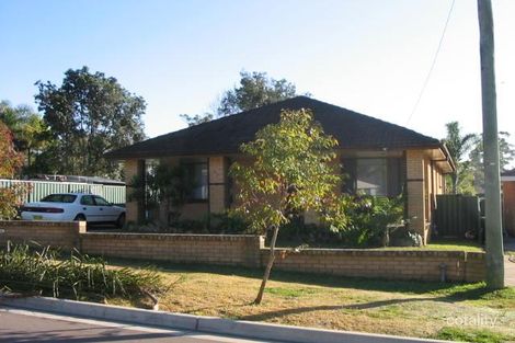 Property photo of 33 Bundilla Parade Berkeley Vale NSW 2261