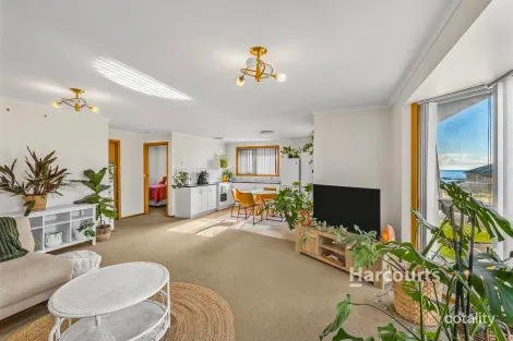 Property photo of 1/13-15 Main Road Penguin TAS 7316