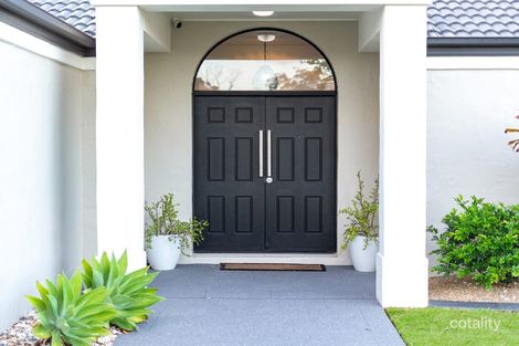 Property photo of 35 Maltravers Drive Arundel QLD 4214