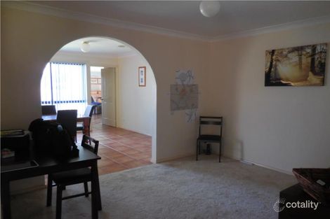 Property photo of 18 Maple Crescent Blayney NSW 2799