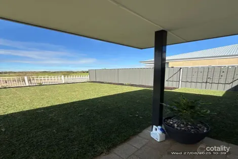 Property photo of 43 Tidal Drive Port Kennedy WA 6172