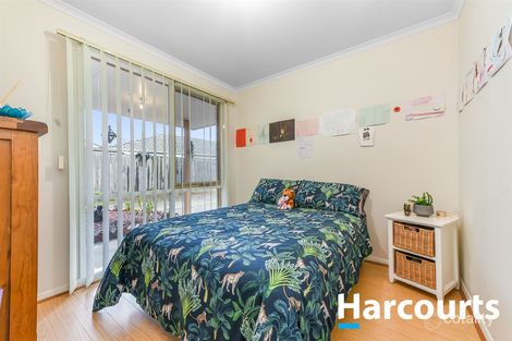 Property photo of 2/91 Gipps Crescent Cranbourne North VIC 3977