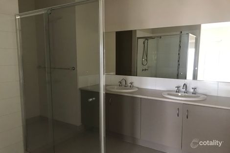Property photo of 6 Ercildoune Court Cranbourne West VIC 3977