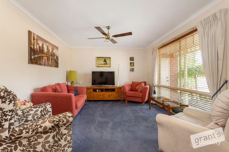 Property photo of 76 Wintersun Road Berwick VIC 3806