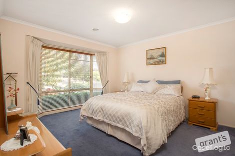 Property photo of 76 Wintersun Road Berwick VIC 3806