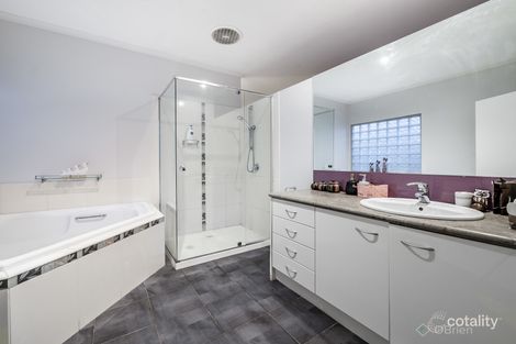 Property photo of 11 Nolan Court Sandhurst VIC 3977