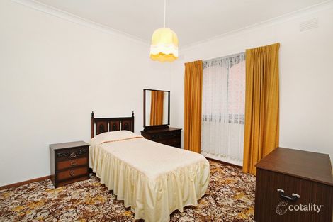 Property photo of 6 Ramsey Close Gladstone Park VIC 3043