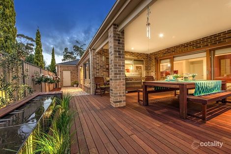 Property photo of 19 Kingsbridge Circuit Cairnlea VIC 3023