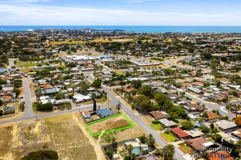 Property photo of 14 Kenny Crescent Rangeway WA 6530
