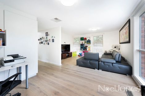 Property photo of 2 Lisa Close Ringwood North VIC 3134