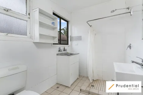 Property photo of 48 Myee Road Macquarie Fields NSW 2564